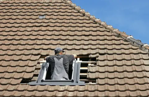 Pose de velux à Juigné des Moutiers